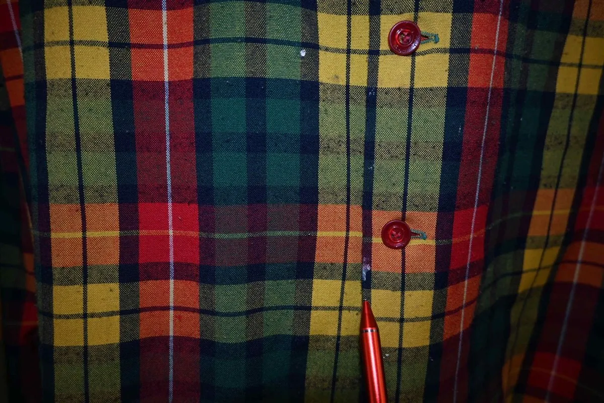 50s Roos Bros Plaid Loop Collar Button Down Shirt Large