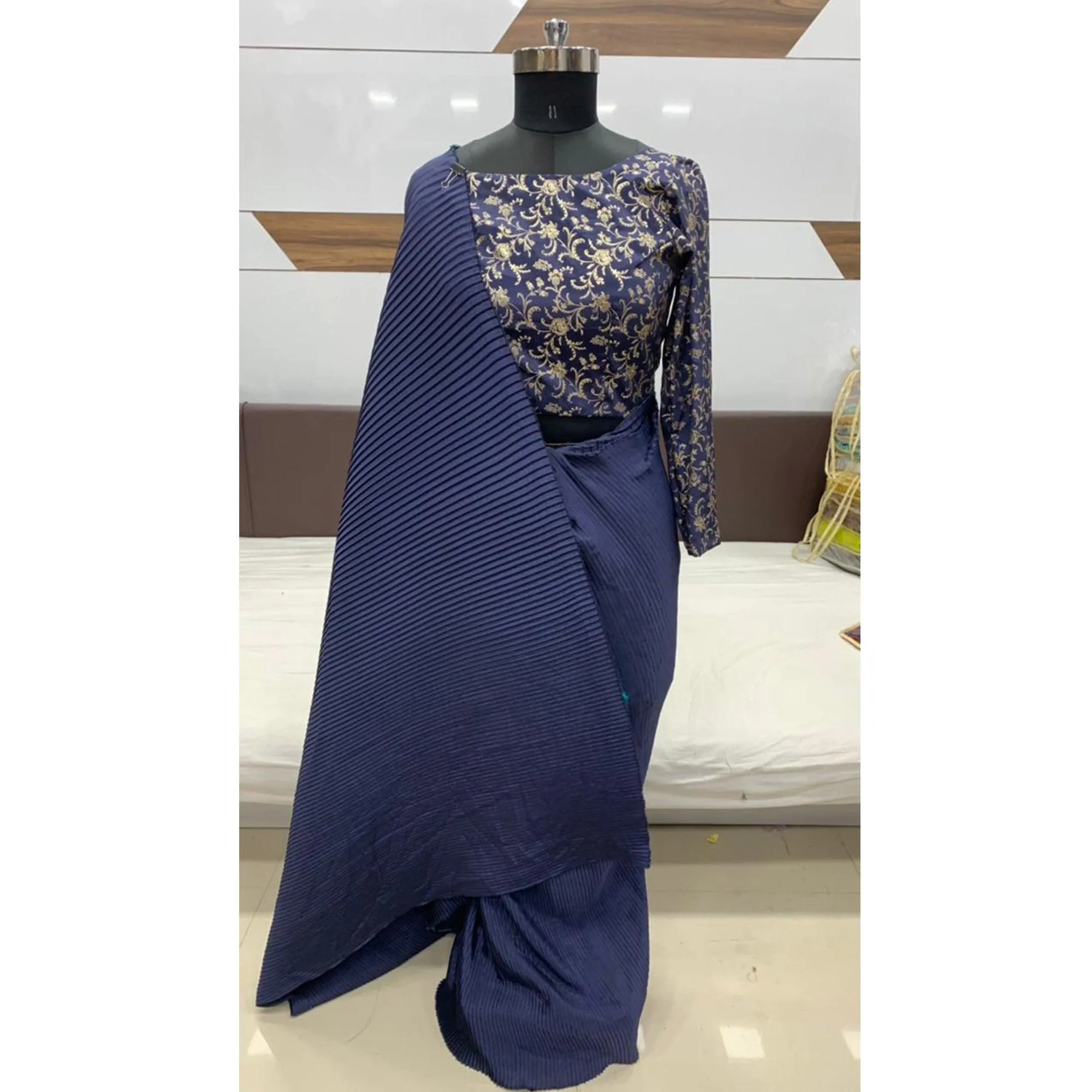 Blooming Navy Blue Colored Party Wear Plitting Work Silk Saree