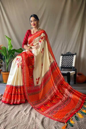 Durga puja saree collection 2021 Look Red
