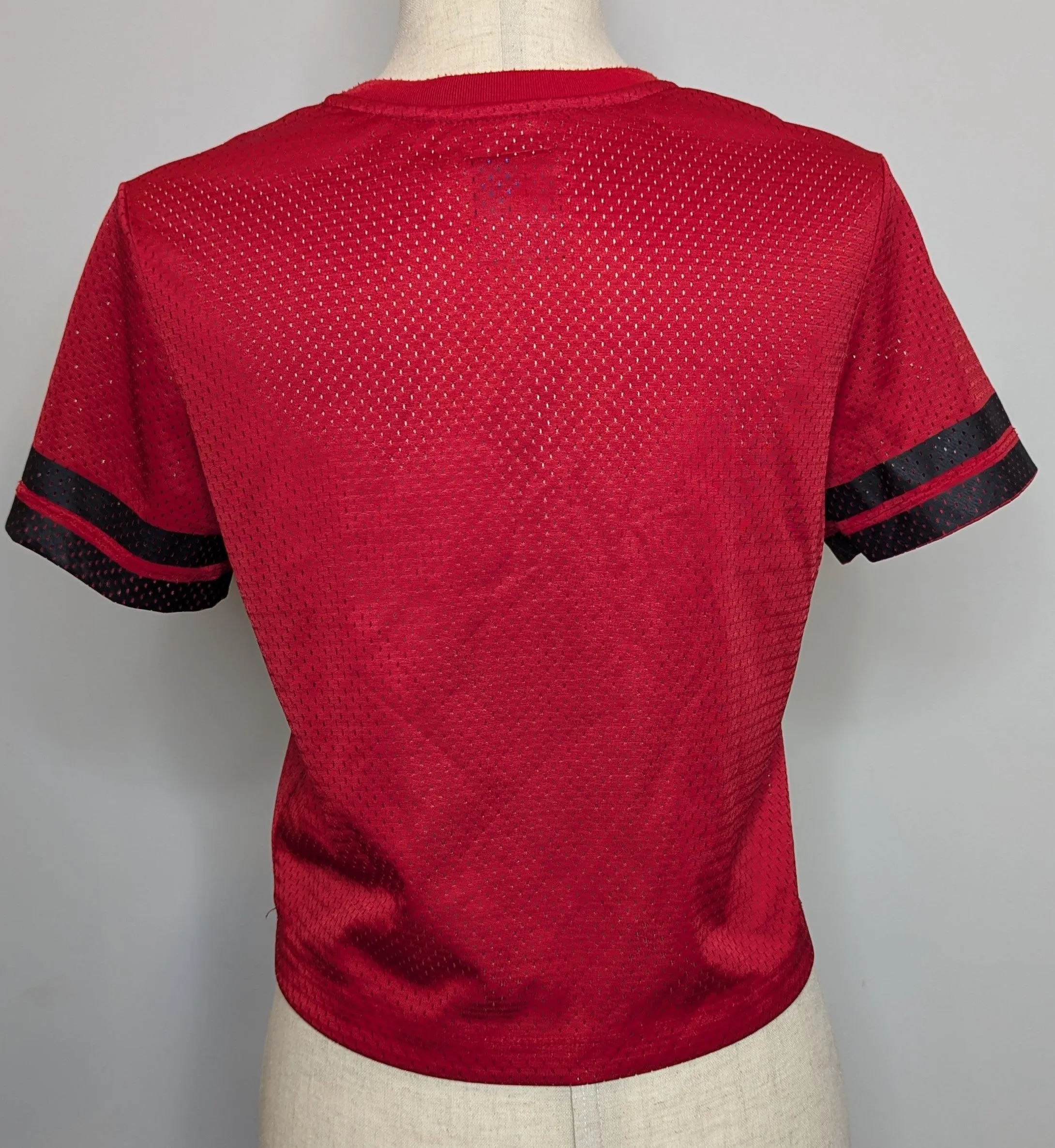 Forever21 NBA Chicago Bulls Cropped Mesh Tshirt