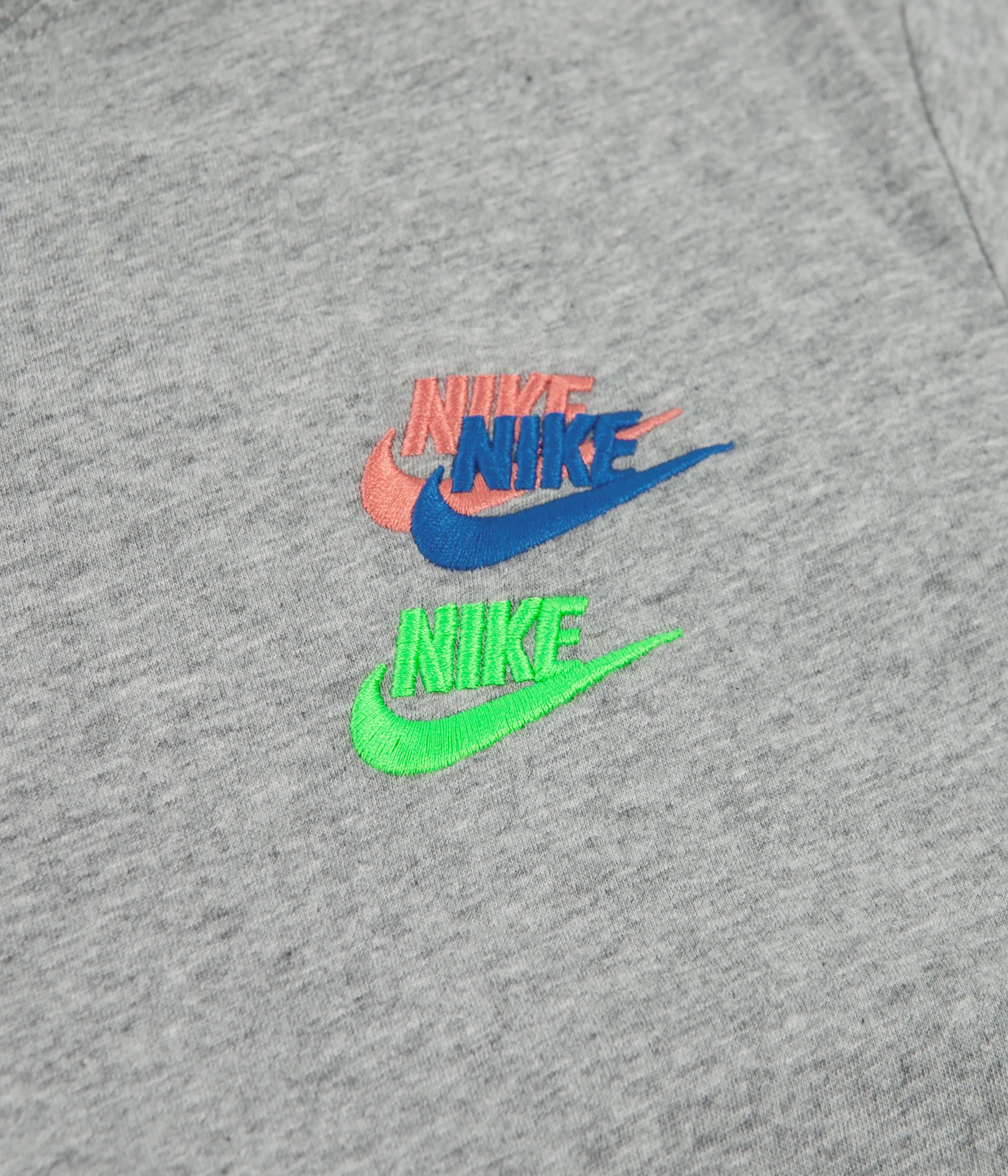 Nike Club Essentials T-Shirt - Dark Grey Heather
