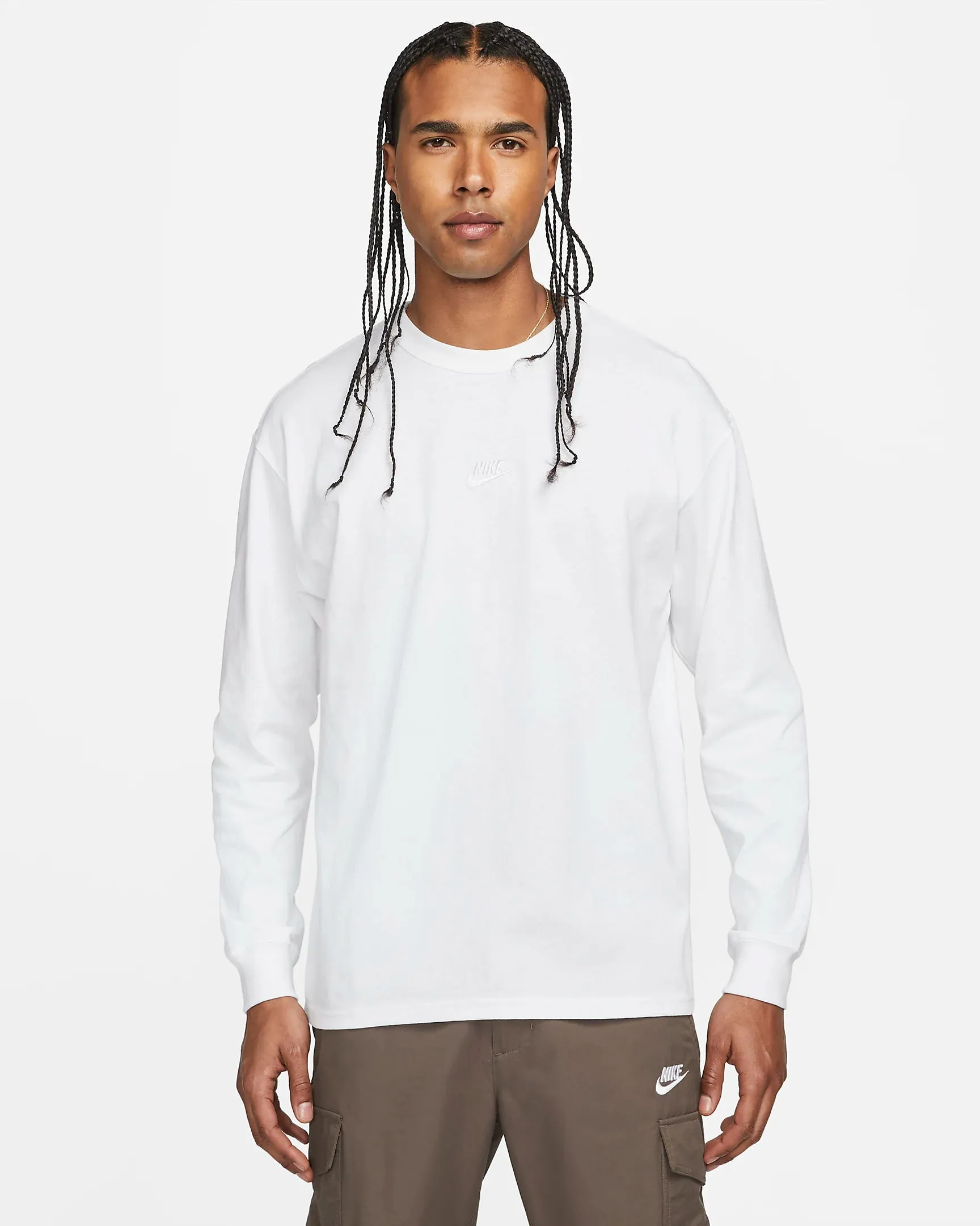 Nike Sportswear Premium Essentials Long-Sleeve T-Shirt