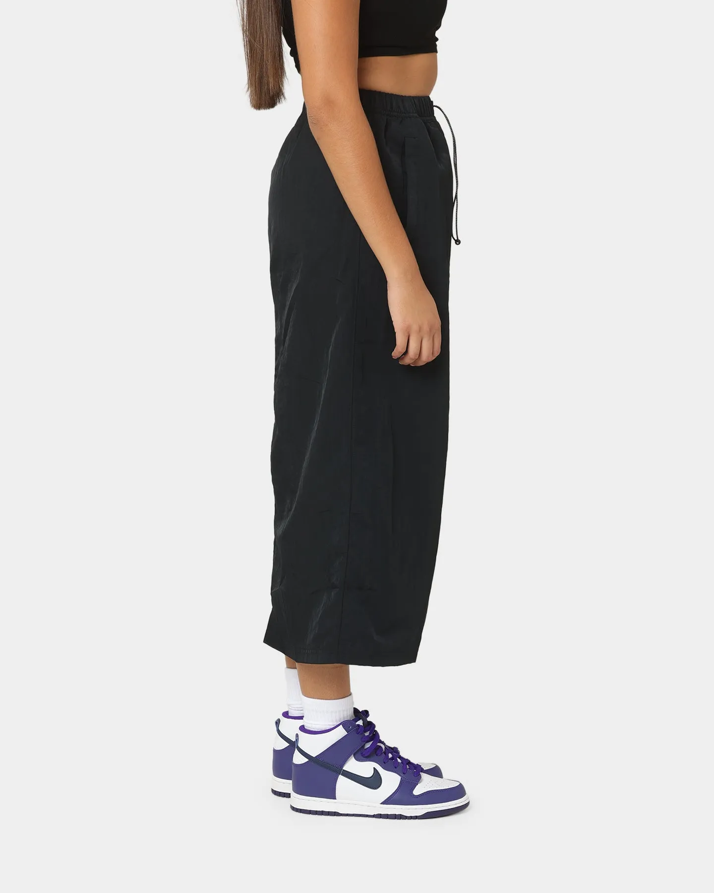Nike Women's Nike Sportswear Essential Woven High-Rise Skirt Black/White