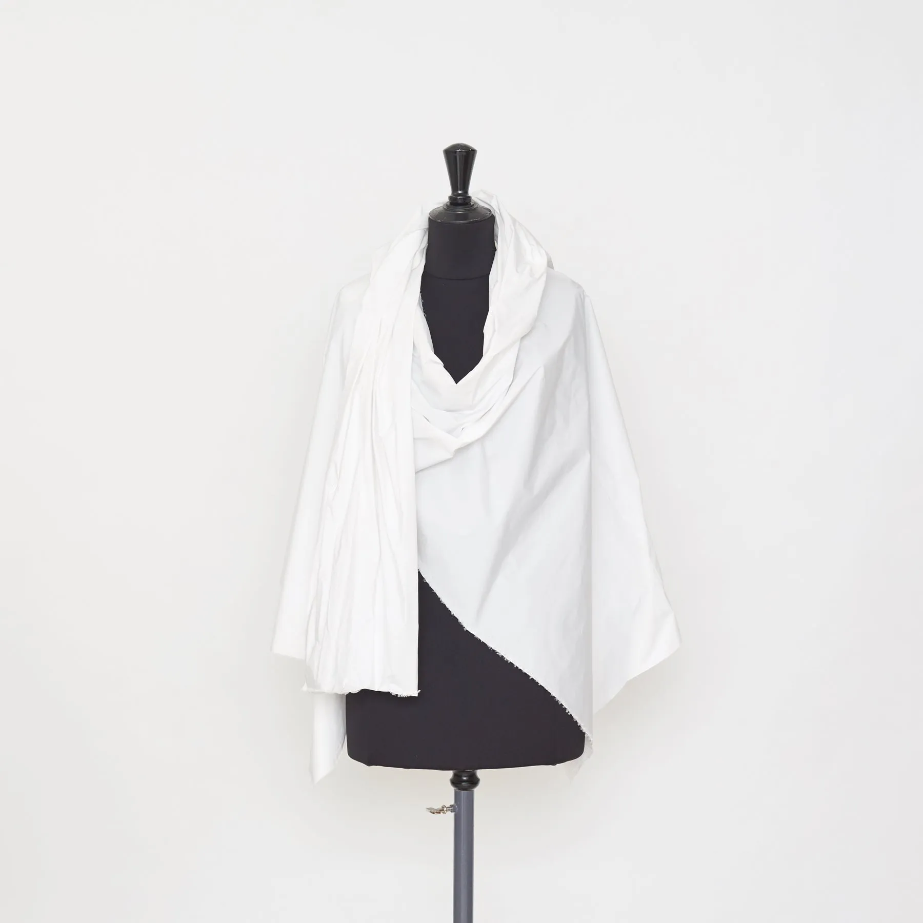 T21B00548 | WR Technical Taffeta
