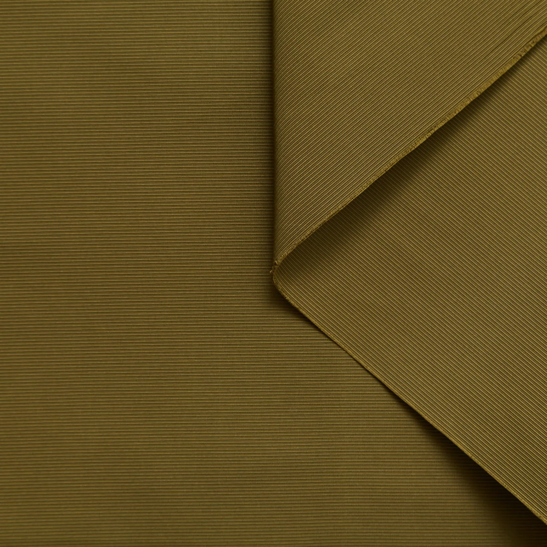 T24J06703 | Taffeta Ottoman