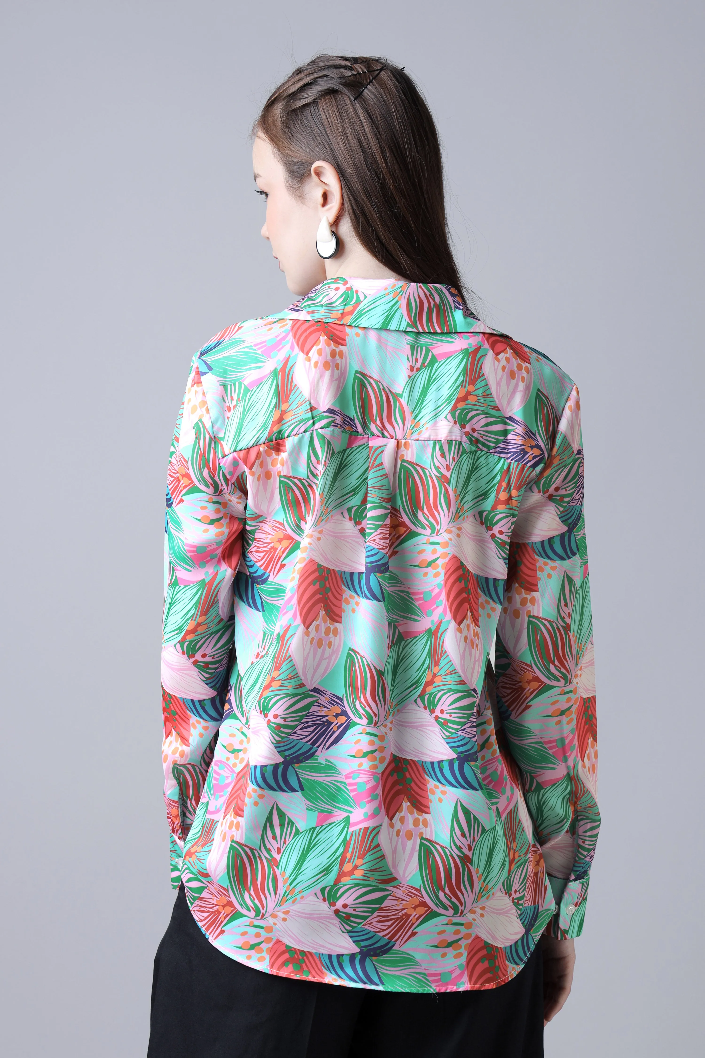 Women Spread Collar Abstract Floral Casual Shirt